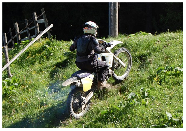Motorcycle-climbing-hill.jpg