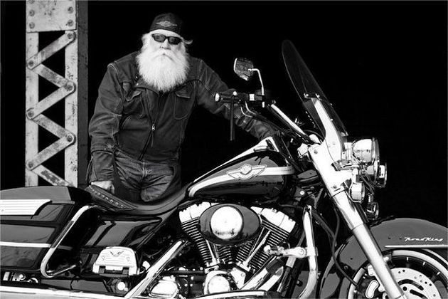 Почему круто ездить на мотоциклах в старшем возрасте?