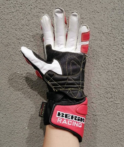 Мотоперчатки Berik G2702, красные